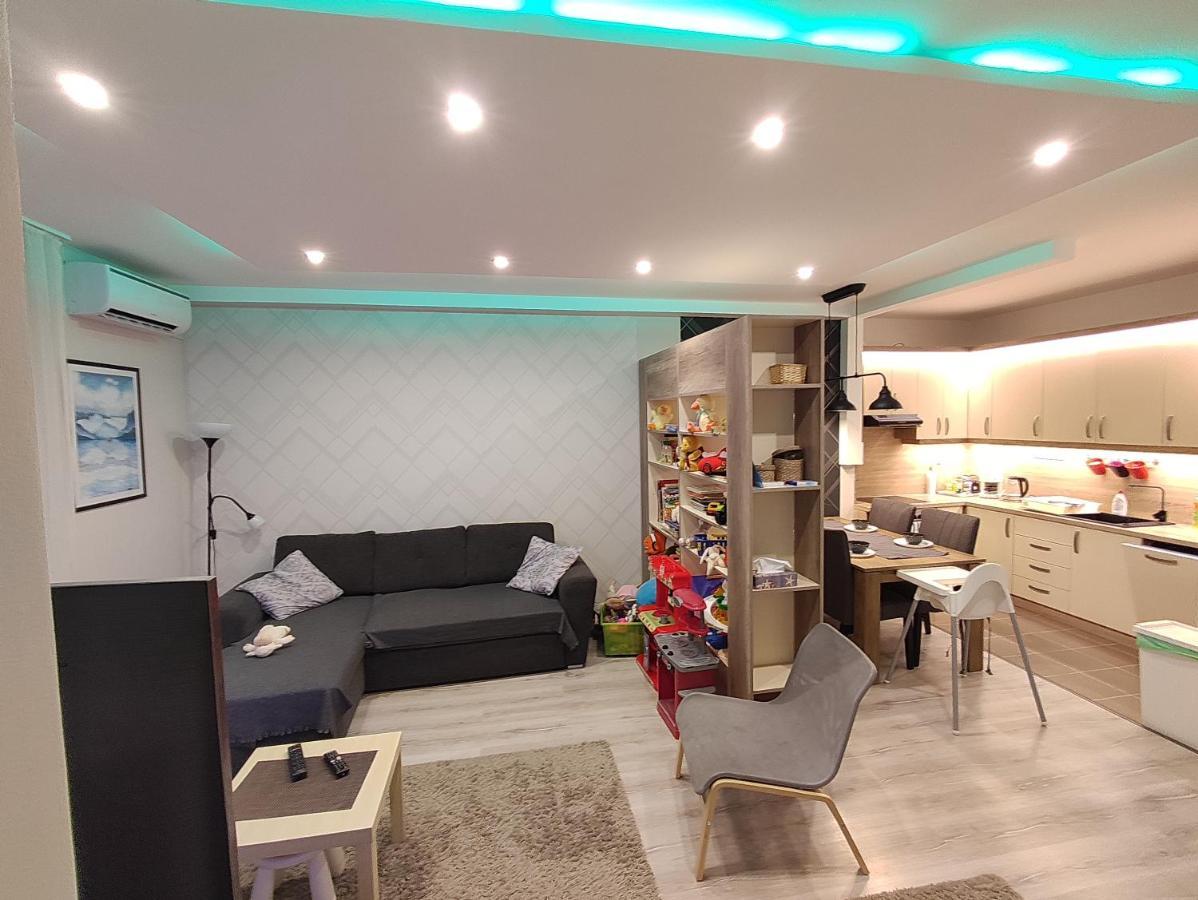 Family Residence エゲル エクステリア 写真